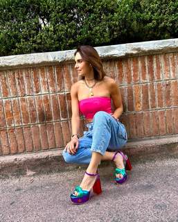 Tania Rincón feet photo thumbnail