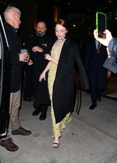Emma Stone feet photo thumbnail
