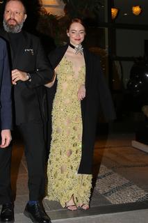 Emma Stone feet photo thumbnail