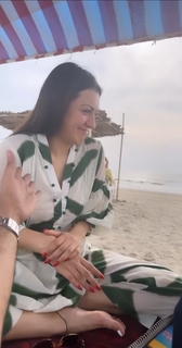 Hansika Motwani feet photo thumbnail