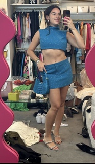 Natalie Noel Mariduena feet photo thumbnail