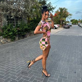 Draya Michele feet photo thumbnail
