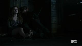 Holland Roden feet photo thumbnail