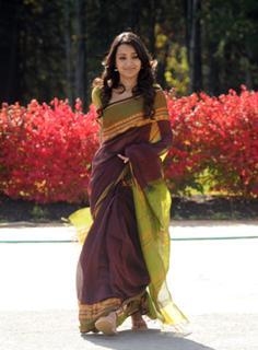 Trisha Krishnan feet photo thumbnail