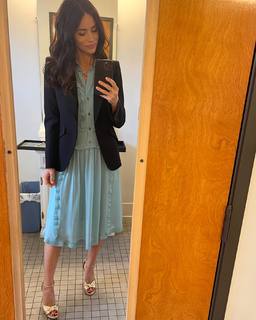 Abigail Spencer feet photo thumbnail
