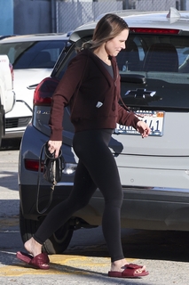 Kristen Bell feet photo thumbnail