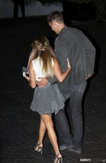 Ashley Tisdale feet photo thumbnail