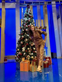 Caterina Balivo feet photo thumbnail