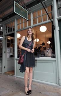 Mischa Barton feet photo thumbnail