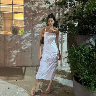 Zaira Nara feet photo thumbnail