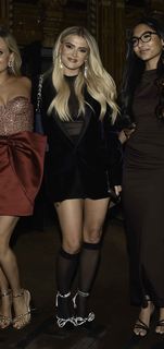 Tina O'Brien feet photo thumbnail
