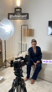 Ludovica Frasca feet photo thumbnail