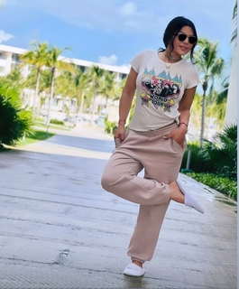 Haifa Wehbe feet photo thumbnail