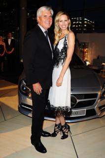 Karolina Kurkova feet photo thumbnail