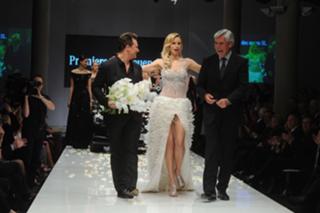 Karolina Kurkova feet photo thumbnail