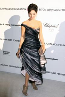 Kelly Brook feet photo thumbnail