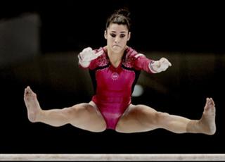 Aly Raisman feet photo thumbnail