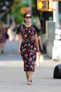 Keira Knightley feet photo thumbnail
