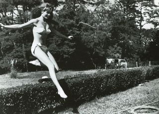 Brigitte Bardot feet photo thumbnail