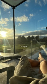 Michelle Keegan feet photo thumbnail