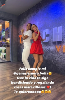 Carmen Villalobos feet photo thumbnail