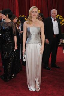Kate Winslet feet photo thumbnail