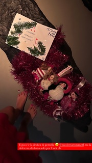 Caterina Balivo feet photo thumbnail