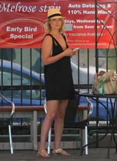Ali Larter feet photo thumbnail