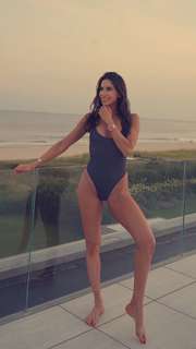 Jen Selter feet photo thumbnail