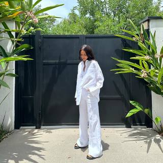 Zaira Nara feet photo thumbnail