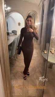 Sofía Vergara feet photo thumbnail