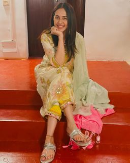 Rakul Preet Singh feet photo thumbnail