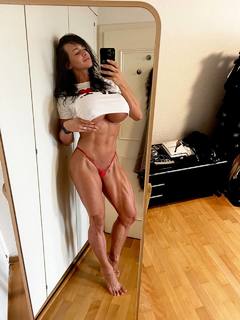 Cindy Landolt feet photo thumbnail