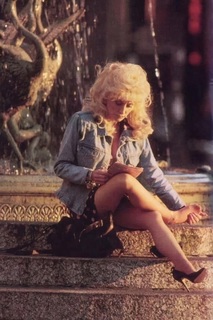 Dolly Parton feet photo 4