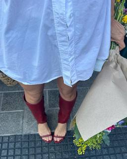 Zaira Nara feet photo thumbnail