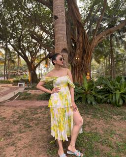 Rakul Preet Singh feet photo thumbnail