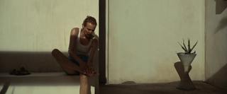 Diane Kruger feet photo thumbnail