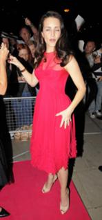 Kristin Davis feet photo thumbnail