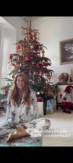 Veronica Maya feet photo thumbnail
