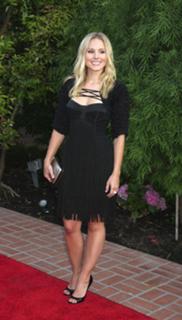 Kristen Bell feet photo thumbnail