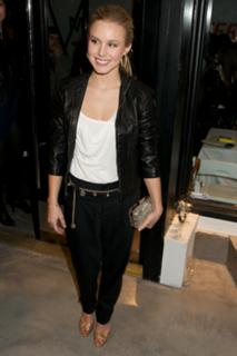 Kristen Bell feet photo thumbnail