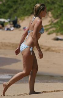 Kristen Bell feet photo thumbnail
