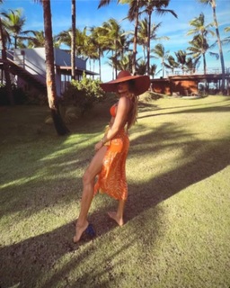 Grazi Massafera feet photo thumbnail