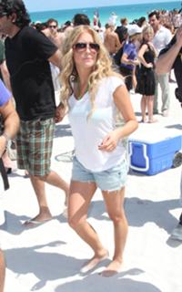 Kristin Cavallari feet photo thumbnail