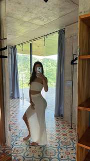 Jen Selter feet photo thumbnail