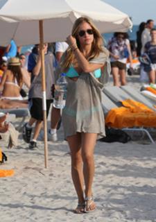 Kristin Cavallari feet photo thumbnail