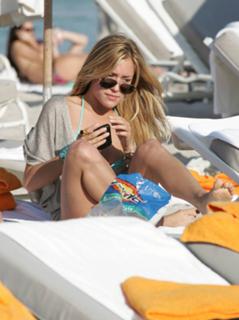 Kristin Cavallari feet photo thumbnail