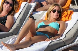 Kristin Cavallari feet photo thumbnail