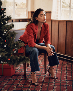 Nicole Scherzinger feet photo thumbnail
