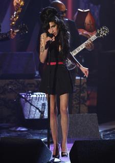 Amy Winehouse feet photo 1